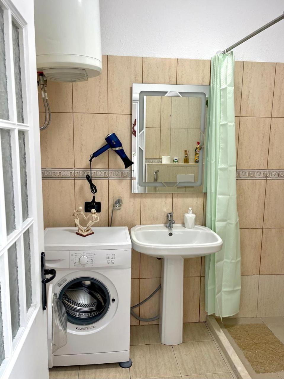 Flex Apartment Tirana Exteriör bild
